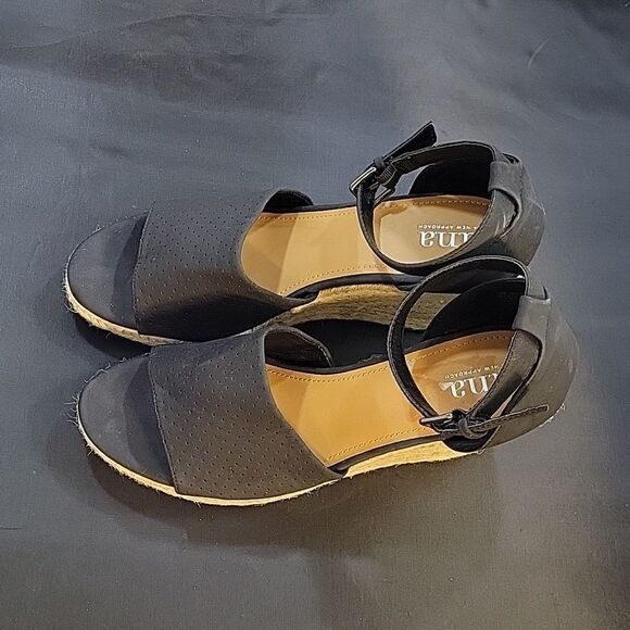 BRAND NEW A.N.A WOMEN'S OPEN TOE WEDGE ADJUSTABLE BUCKLE ANKLE STRAP SANDAL - Picture 7 of 14